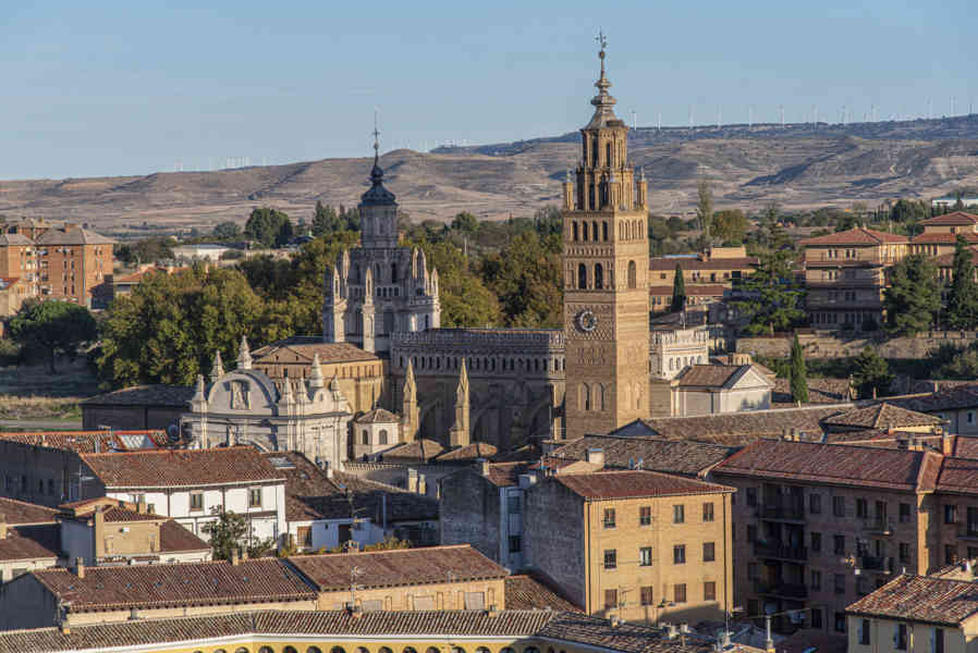 Zaragoza - Tarazona 08 - catedral de Santa María de la Huerta.jpg